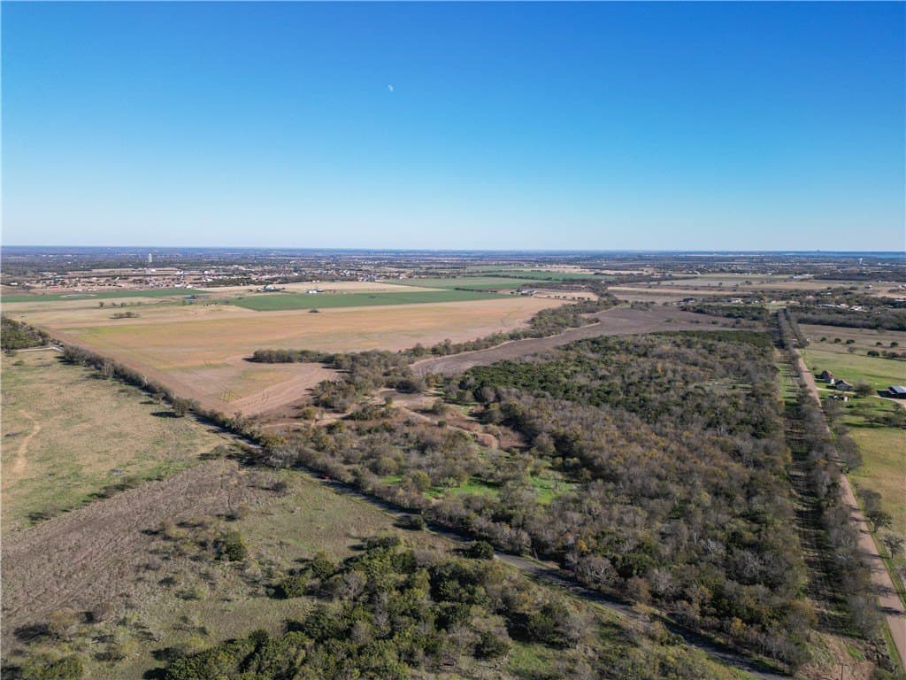 20 acres in McLennan County - photo 6