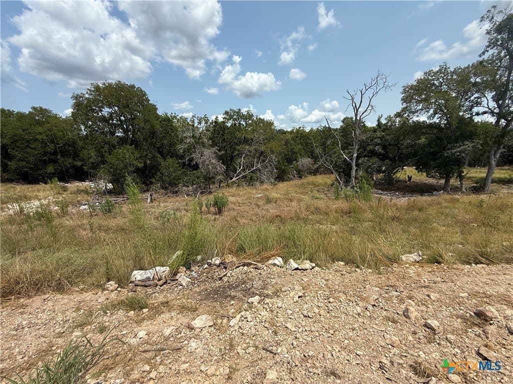 1.01 acres in Comal County