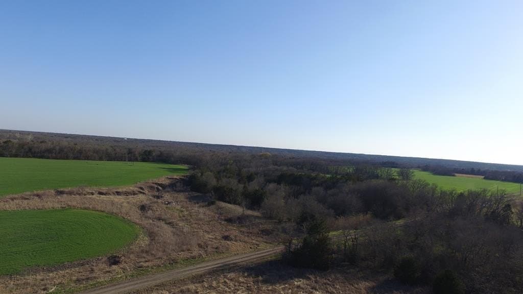 23.79 acres in Navarro County - photo 15