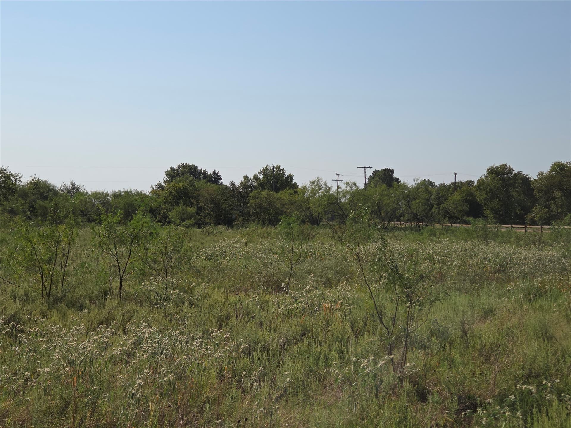 1.22 acres in Navarro County - photo 23