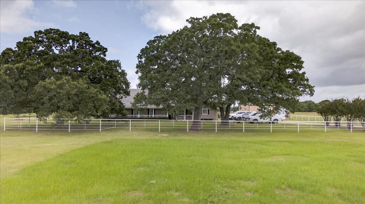 21.8 acres in Kaufman County featured view