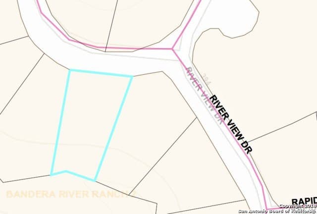 0.64 acres in Bandera County gallery image 3