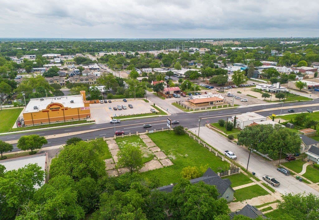 0.56 acres in McLennan County - photo 4