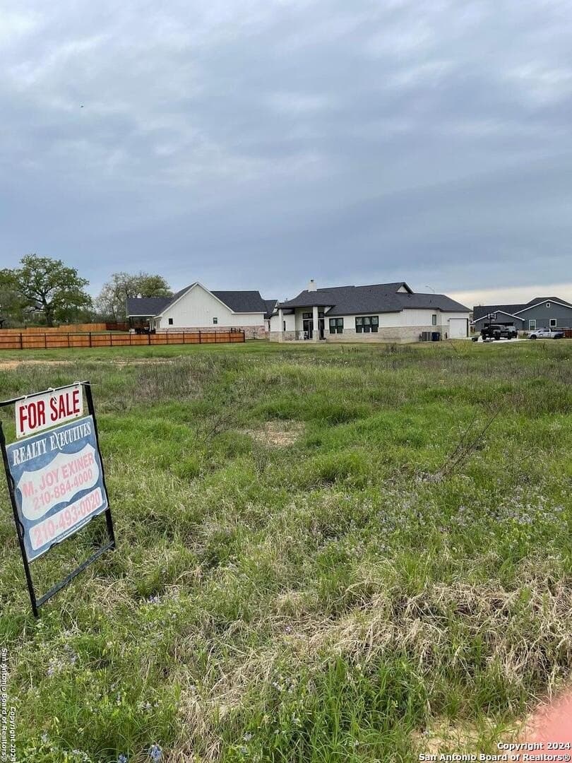 0.3 acres in Wilson County gallery image 2