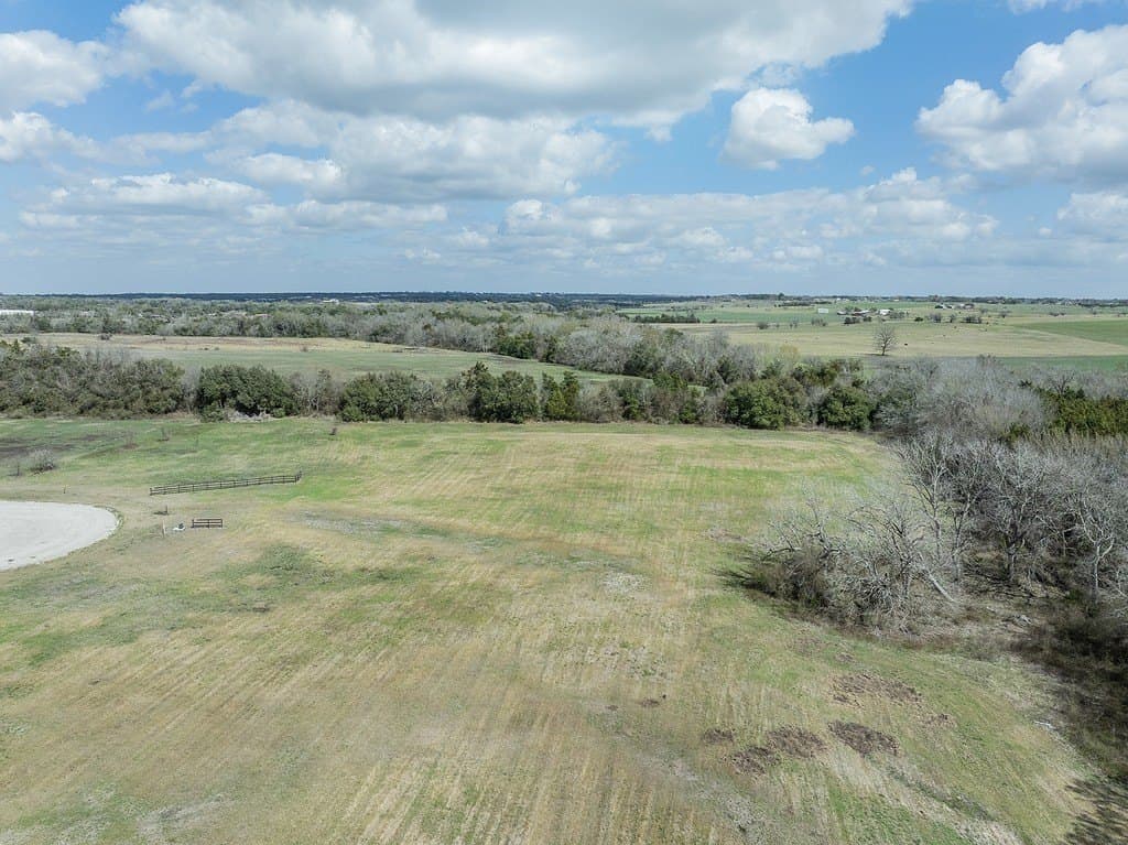 3.06 acres in Fayette County - photo 8