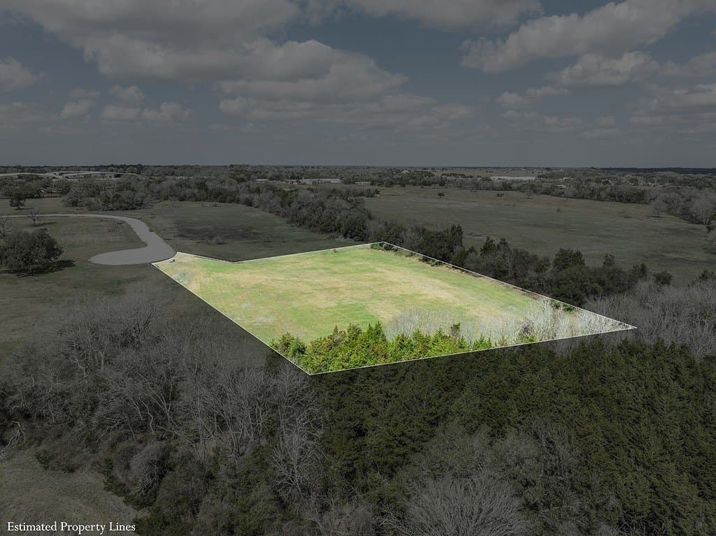 3.06 acres in Fayette County - photo 5