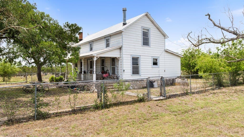 397.23 acres in Gillespie County gallery image 3