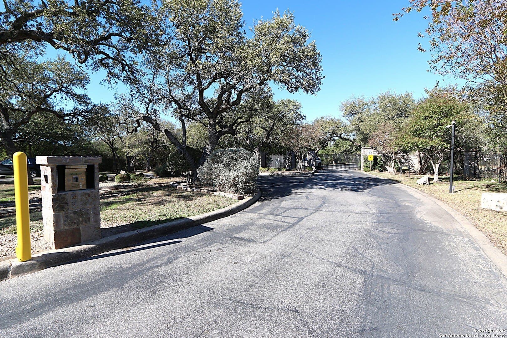 1 acres in Bexar County - photo 2