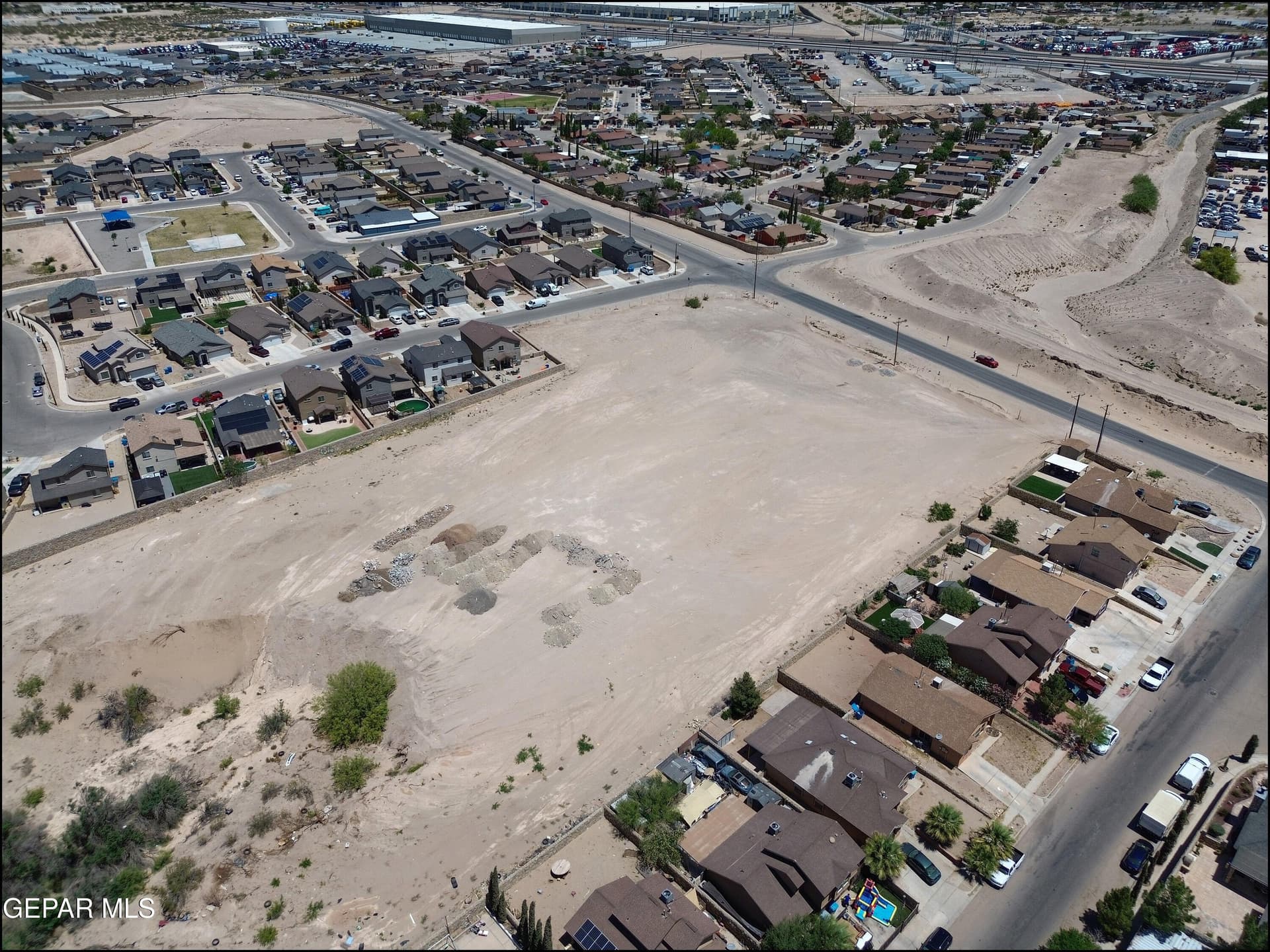 5 acres in El Paso County