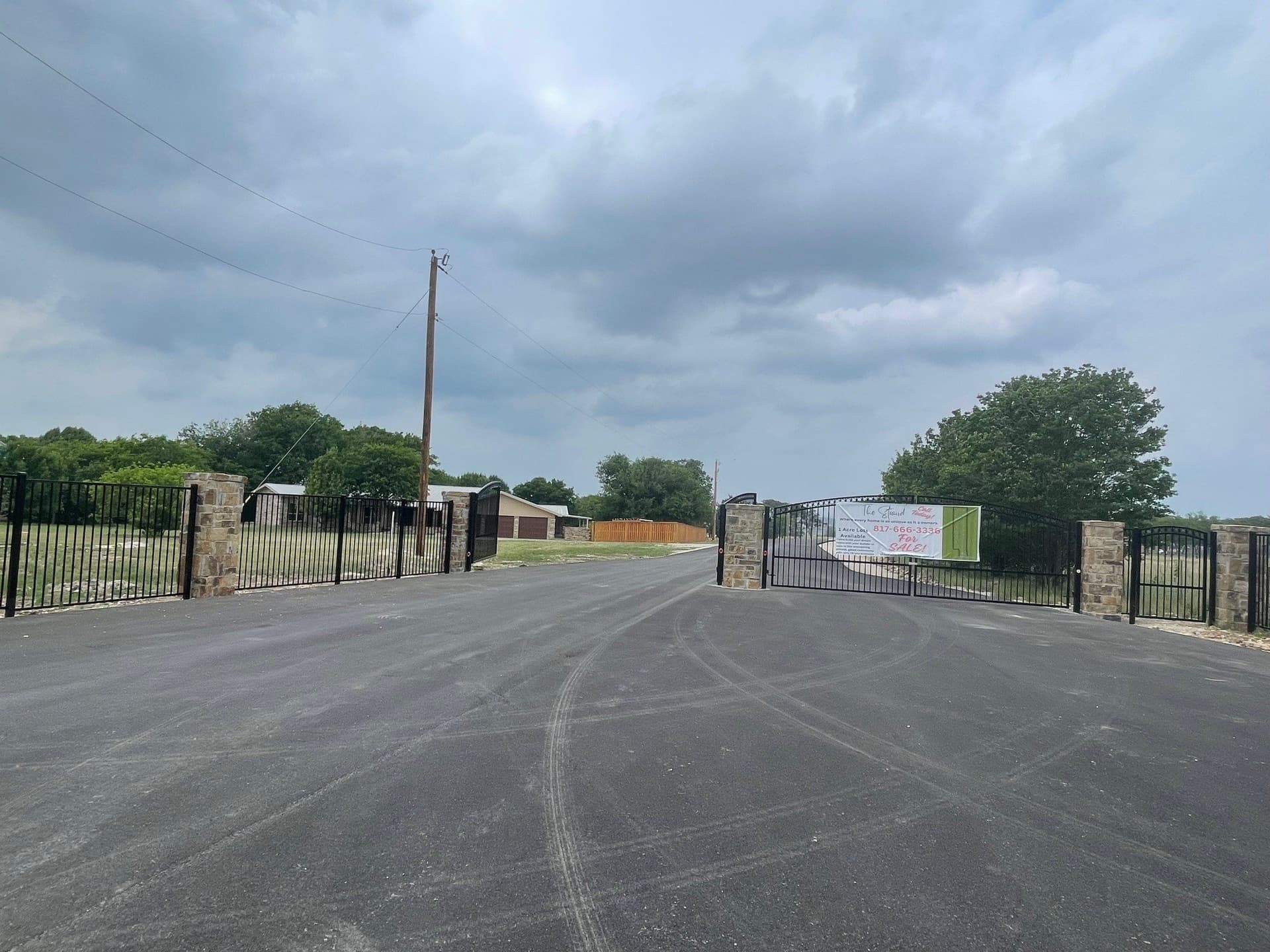 1 acres in Tarrant County