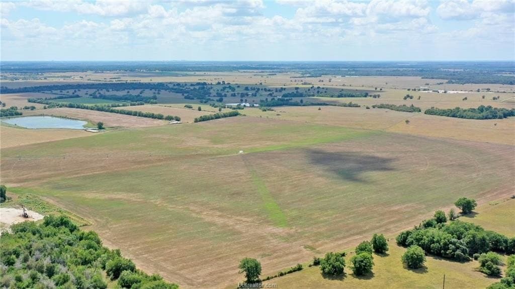 523.41 acres in Robertson County - photo 27