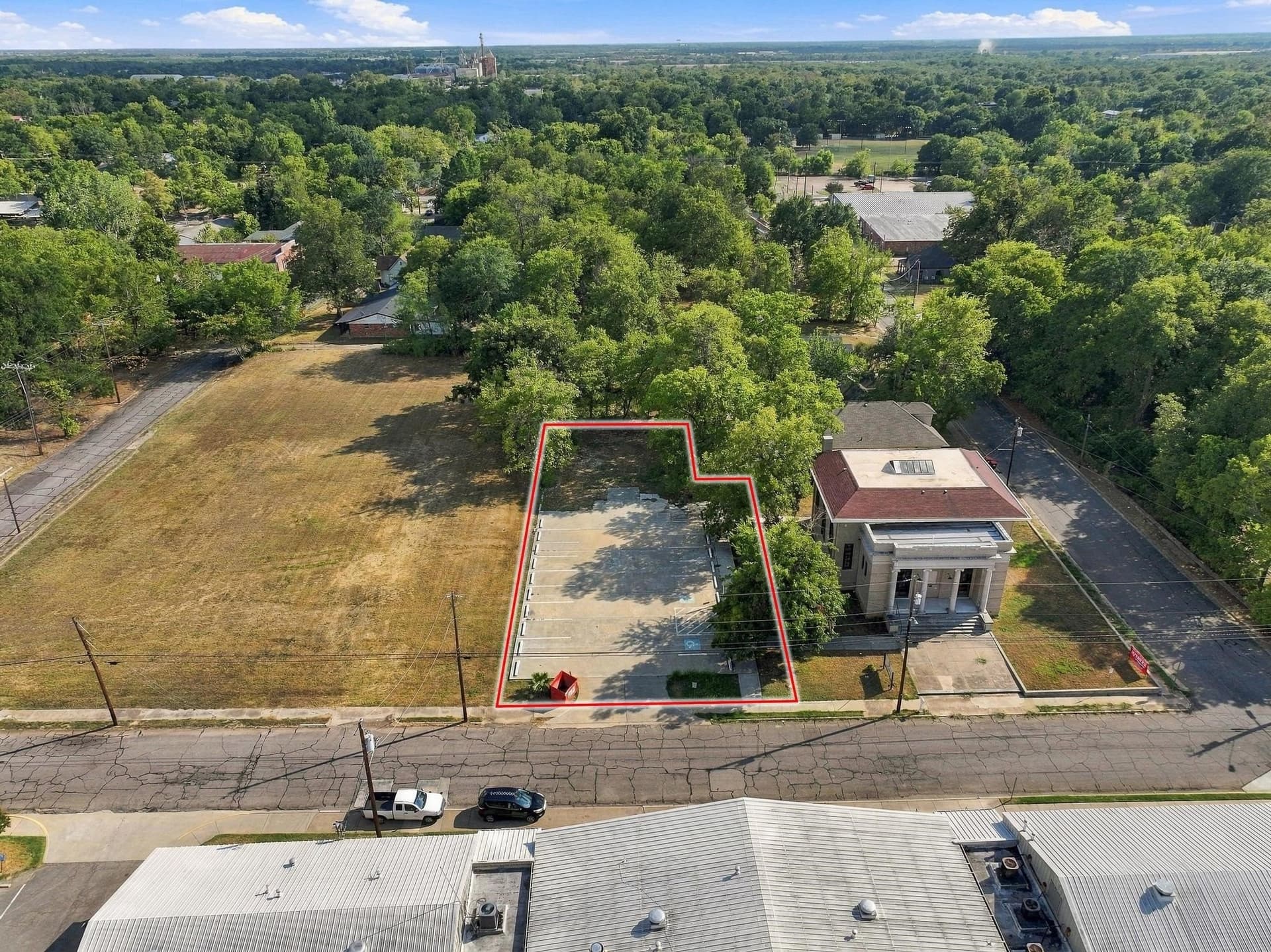 0.33 acres in Lamar County - photo 6