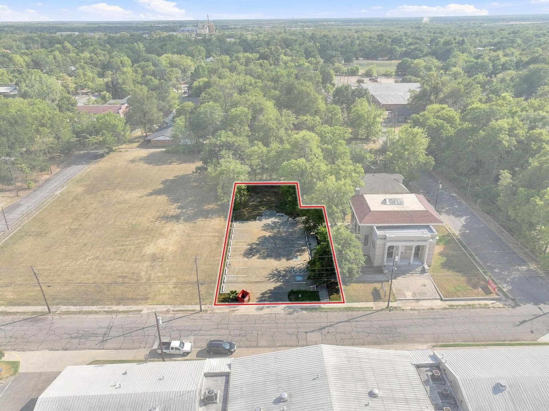 0.33 acres in Lamar County - photo 5