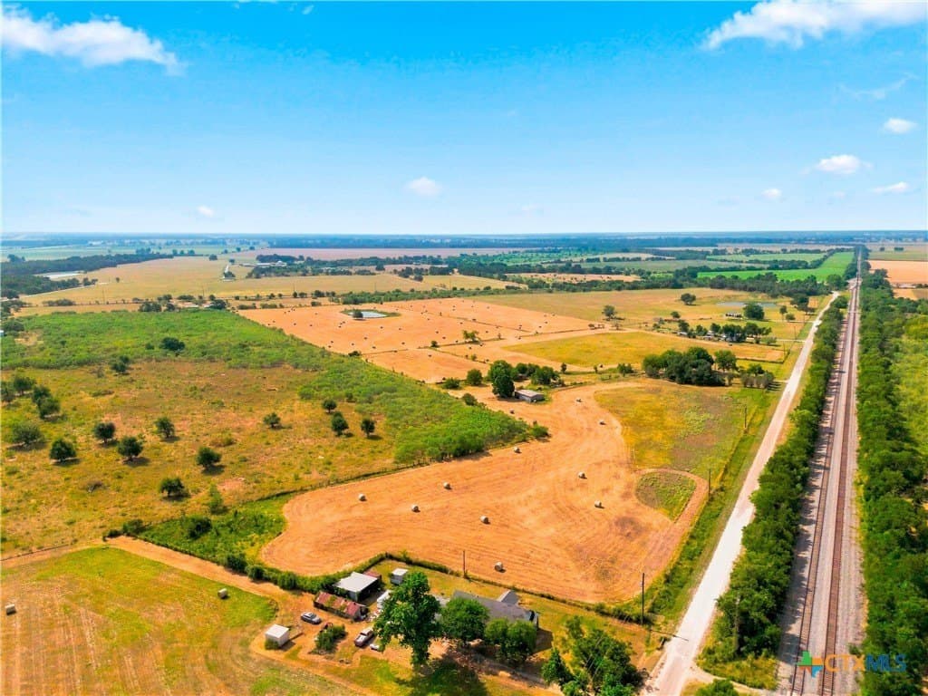 37.72 acres in Falls County - photo 17