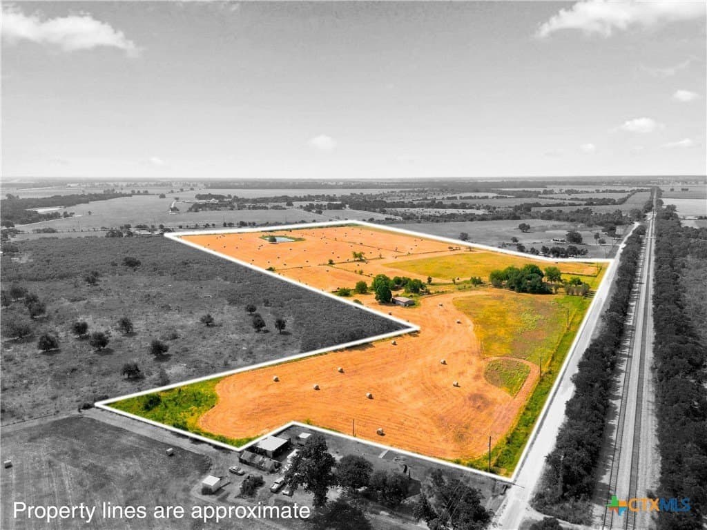 37.72 acres in Falls County - photo 23