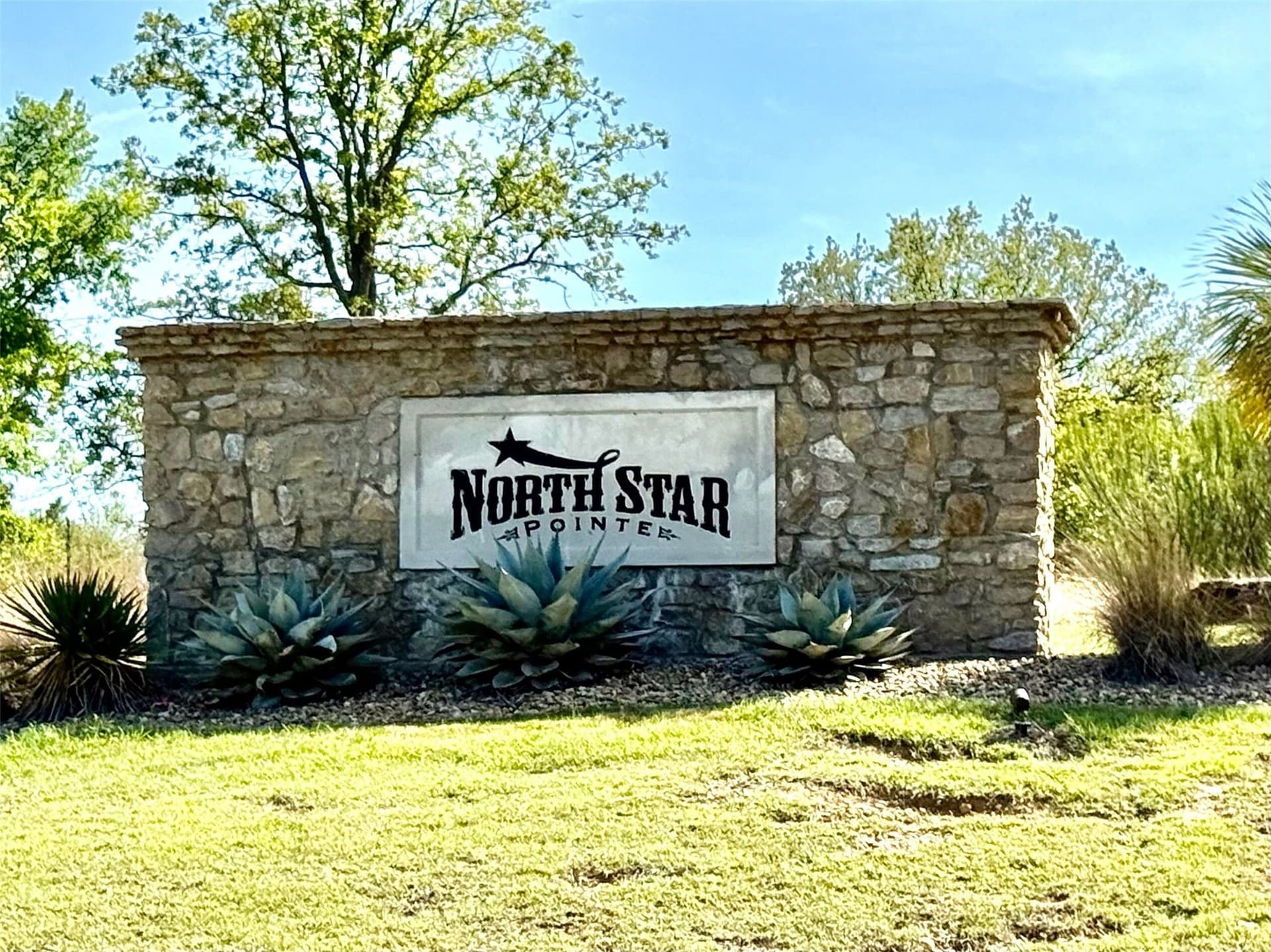 1.55 acres in Wise County - photo 12