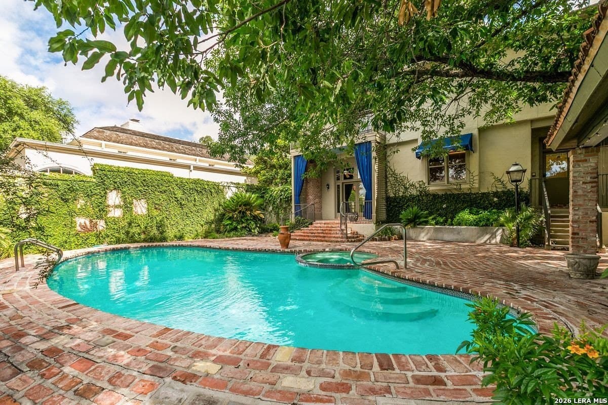0.4 acres in Bexar County - photo 63