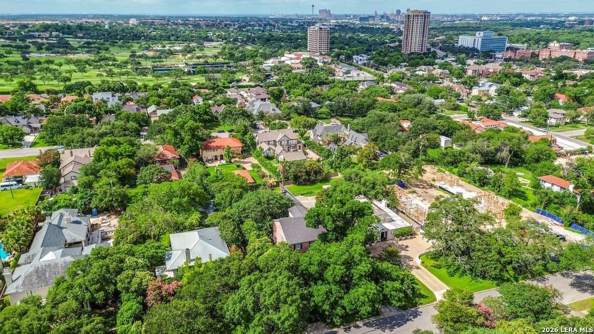 0.4 acres in Bexar County gallery image 3