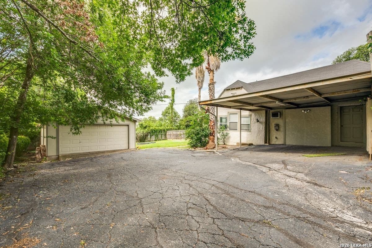 0.4 acres in Bexar County - photo 9