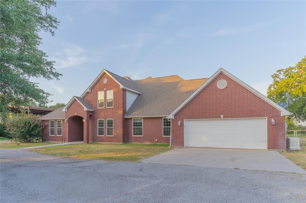 76.4 acres in Wise County