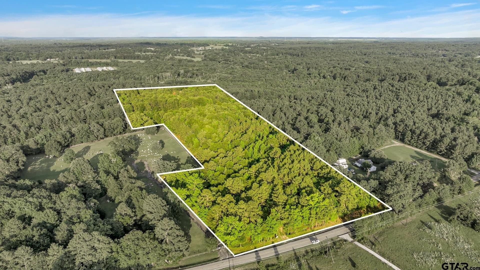 16.12 acres in Smith County