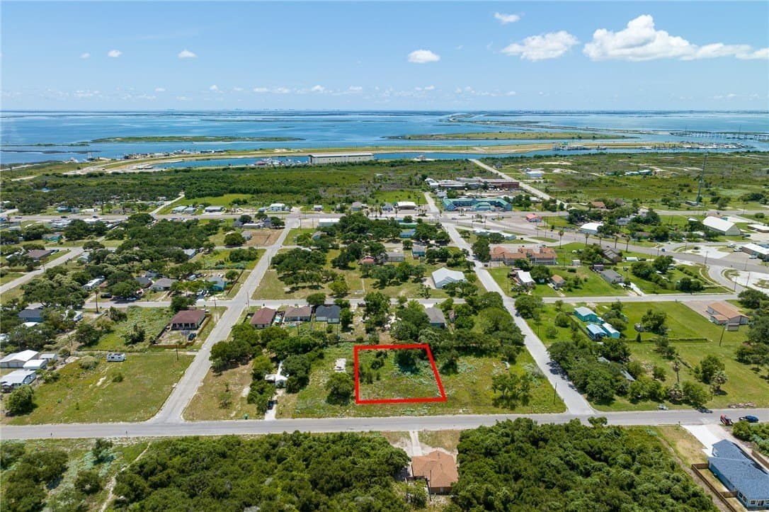 0.32 acres in Aransas County - photo 2