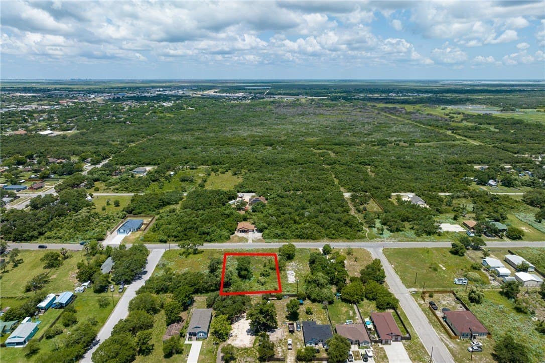 0.32 acres in Aransas County - photo 4