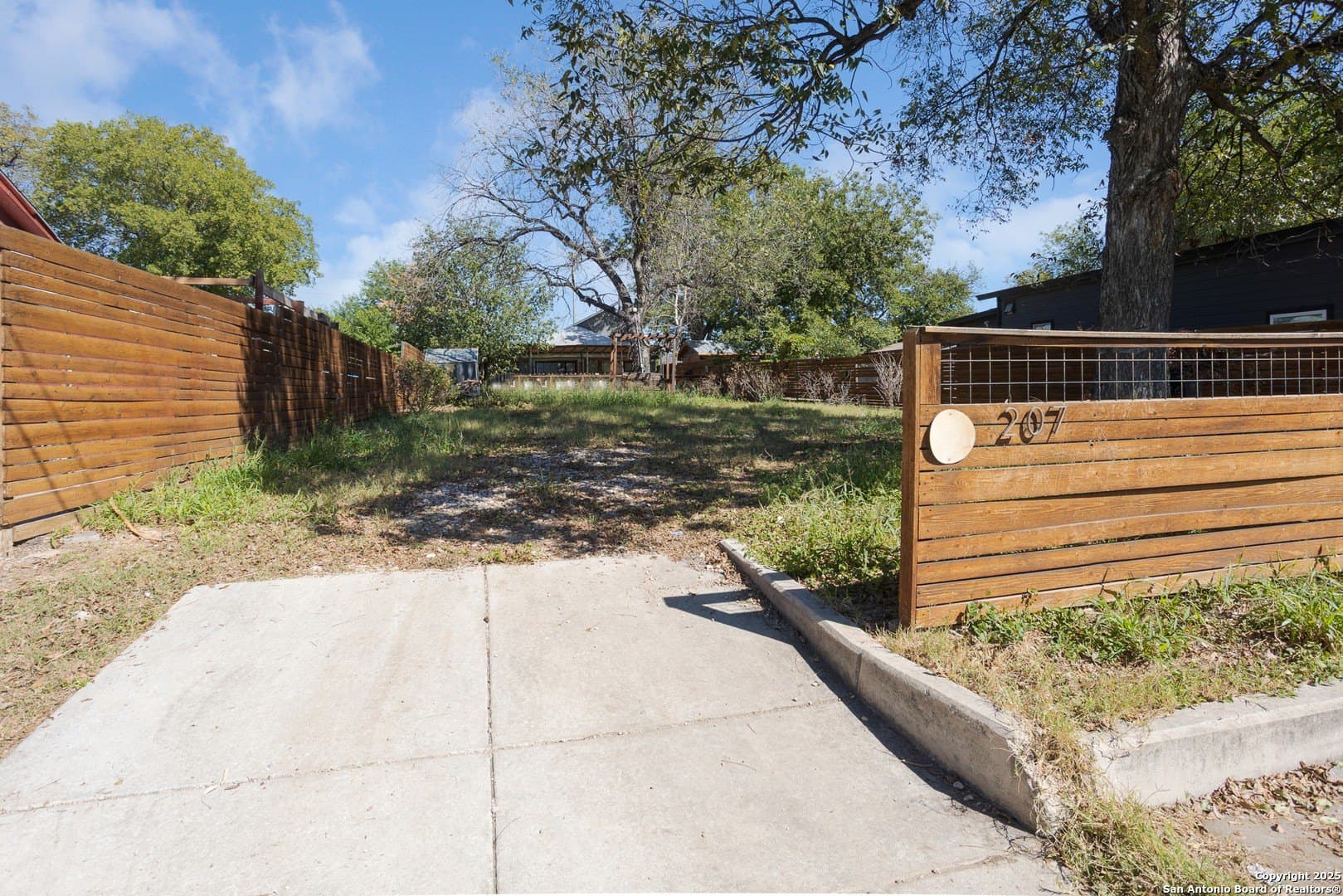 0.14 acres in Bexar County gallery image 4