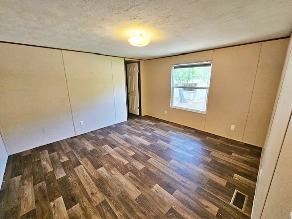 3.87 acres in Colorado County - photo 3
