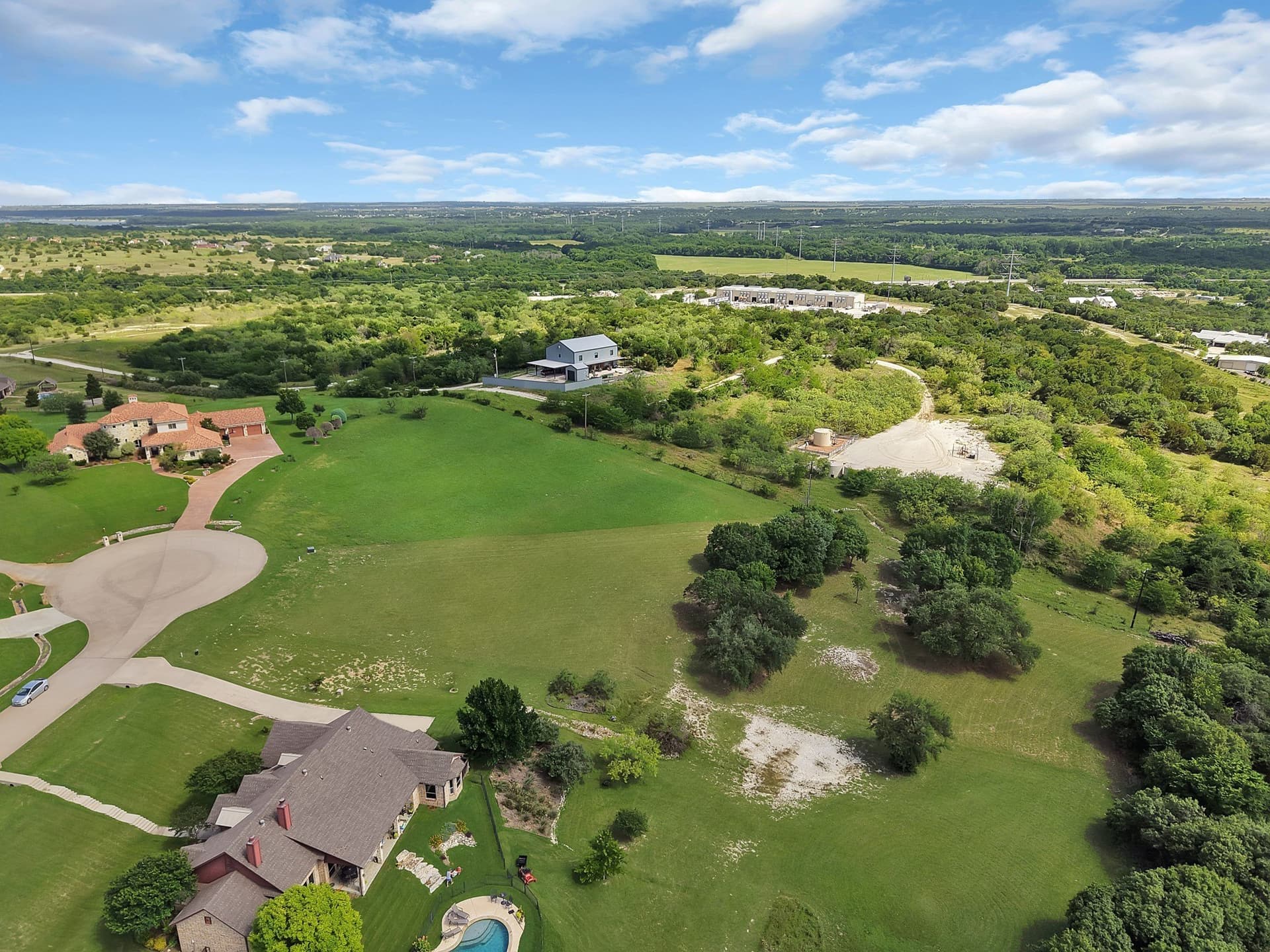1.9 acres in Tarrant County gallery image 4