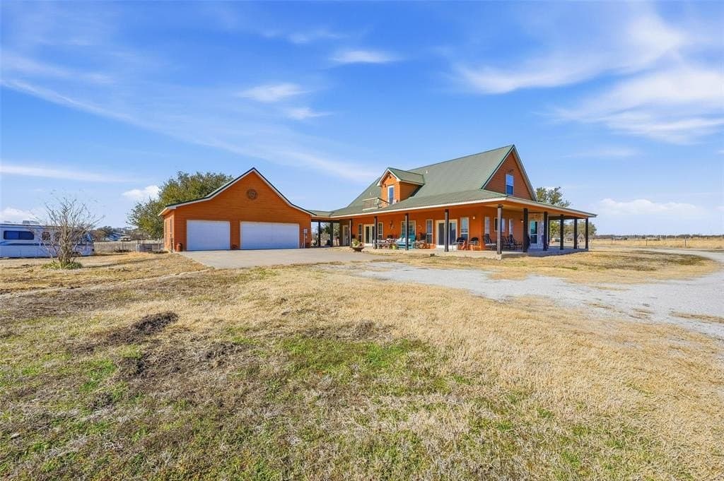 10.35 acres in Ellis County gallery image 2
