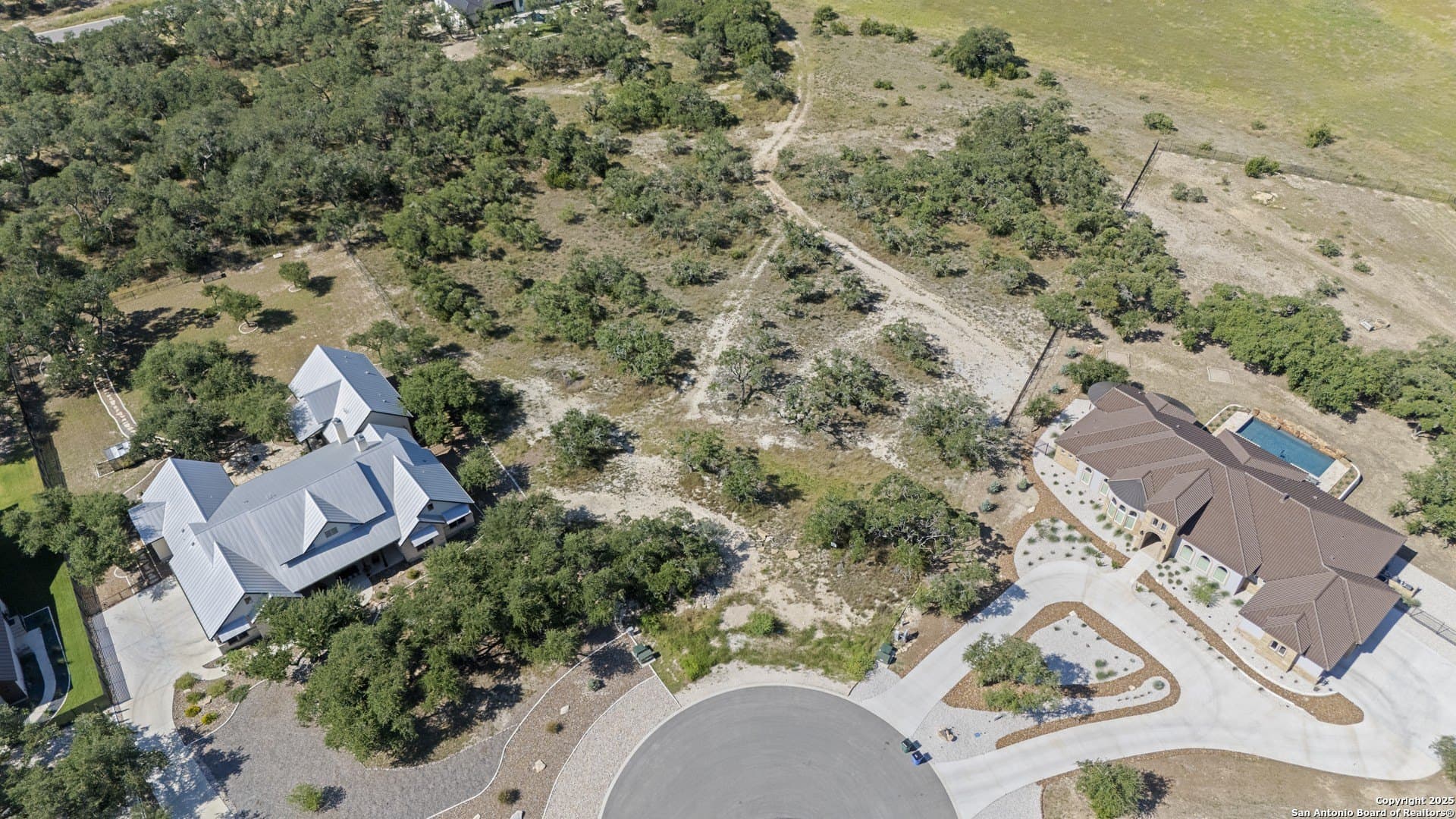 1.01 acres in Comal County - photo 6