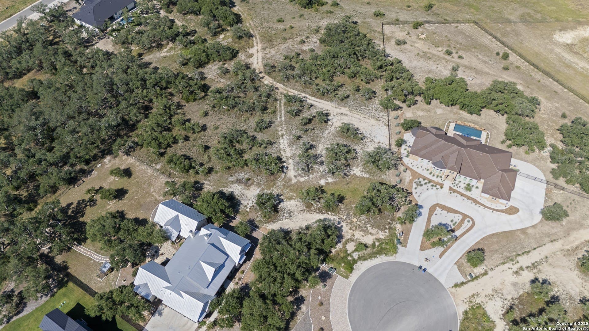 1.01 acres in Comal County gallery image 2