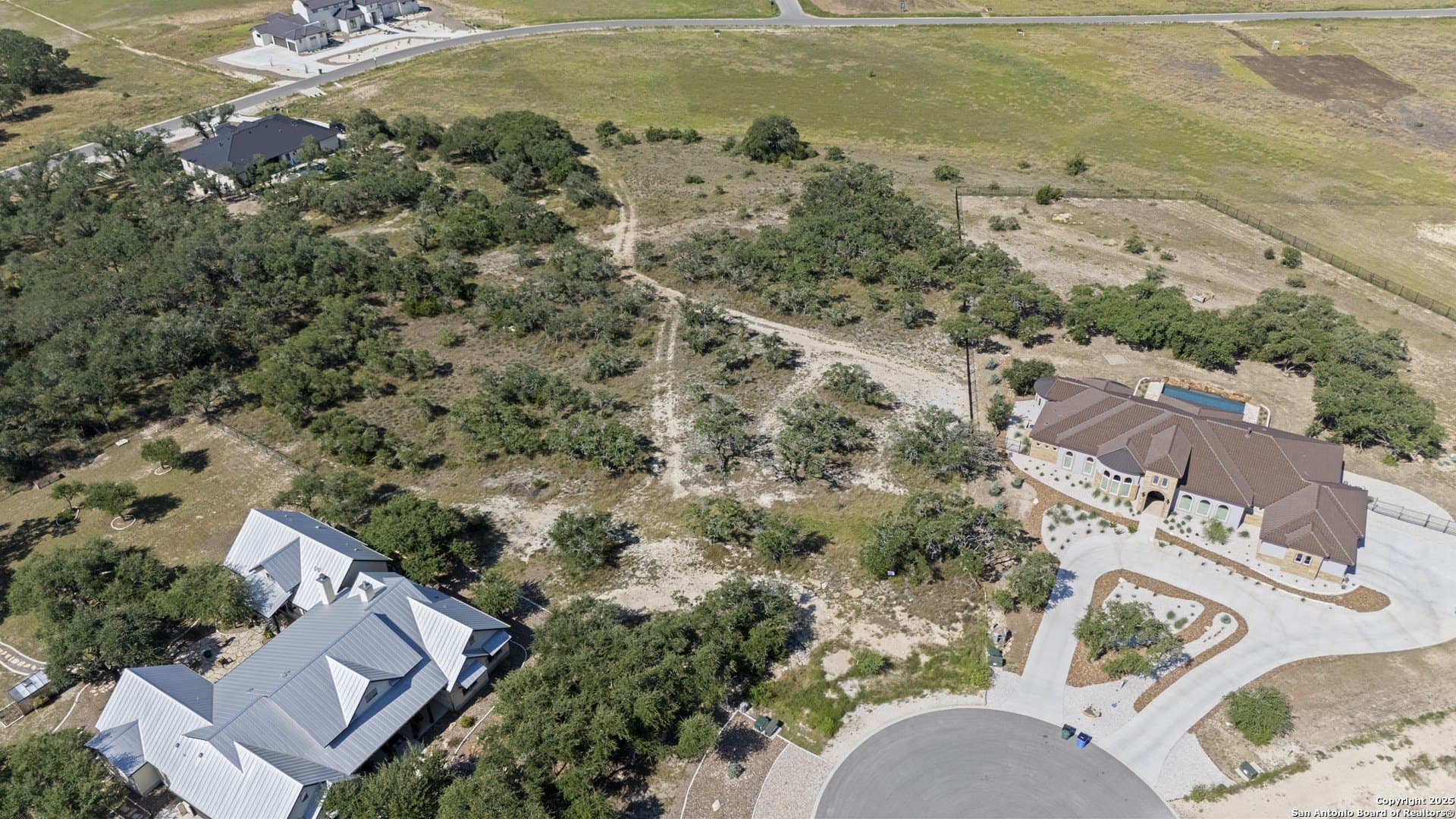 1.01 acres in Comal County - photo 9