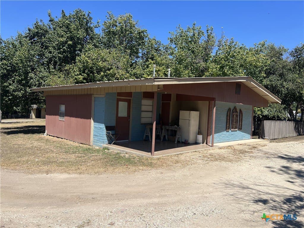 3.71 acres in Comal County - photo 8