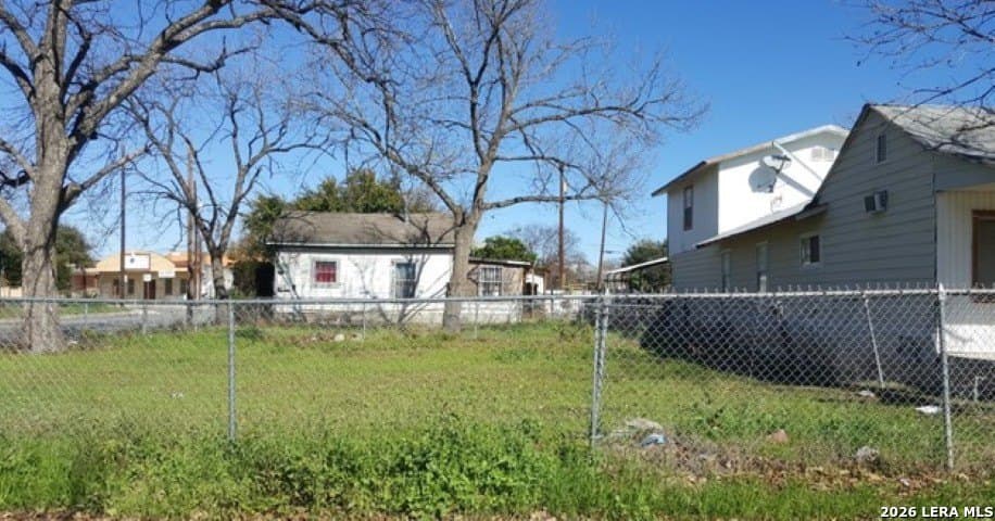 0.03 acres in Bexar County - photo 6