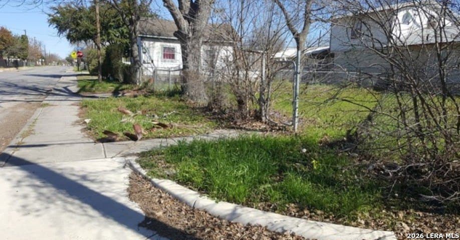 0.03 acres in Bexar County - photo 7