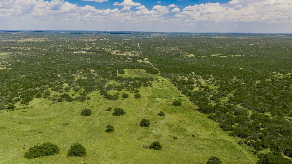 800 acres in Kimble County - photo 4