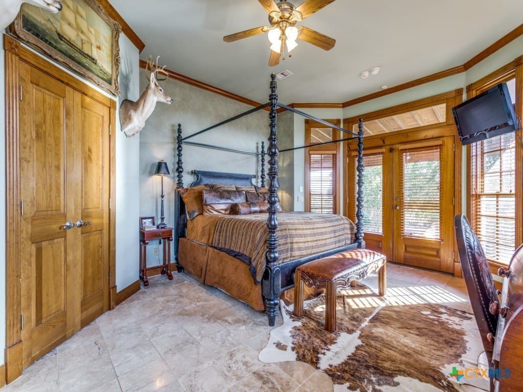 10 acres in Hays County - photo 14