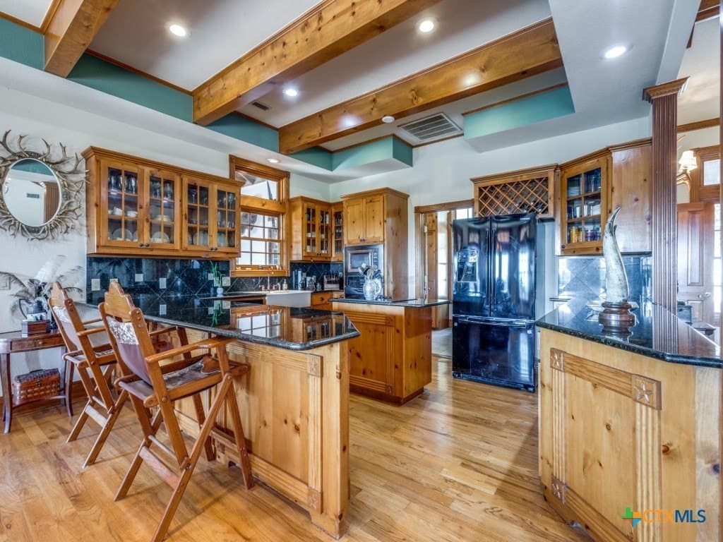 10 acres in Hays County - photo 7