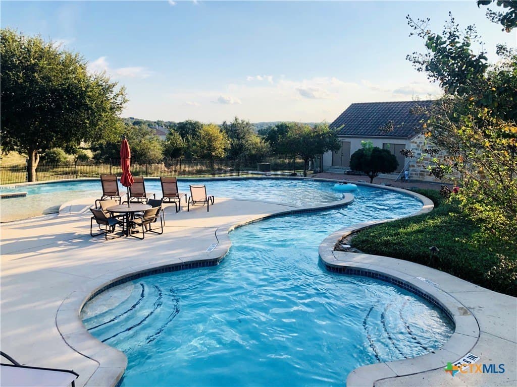 1.02 acres in Comal County - photo 6