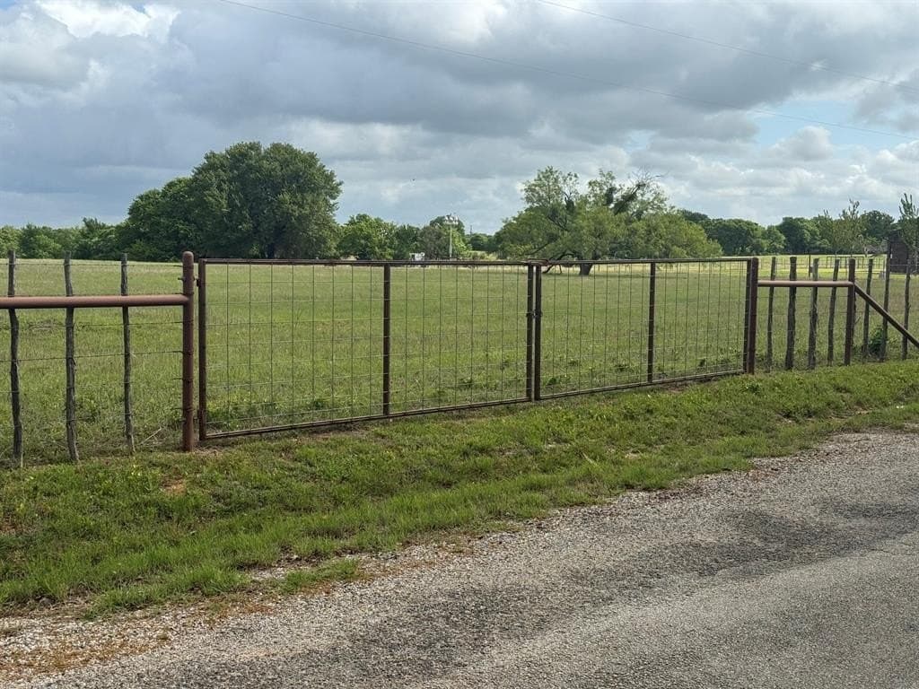 8 acres in Palo Pinto County featured view