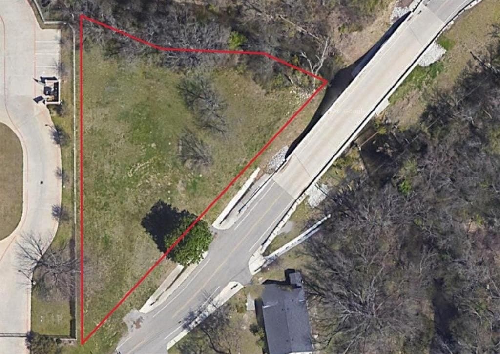 1.24 acres in Dallas County gallery image 3