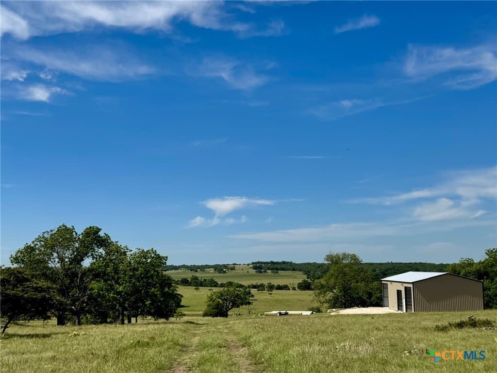299.89 acres in Mills County - photo 12