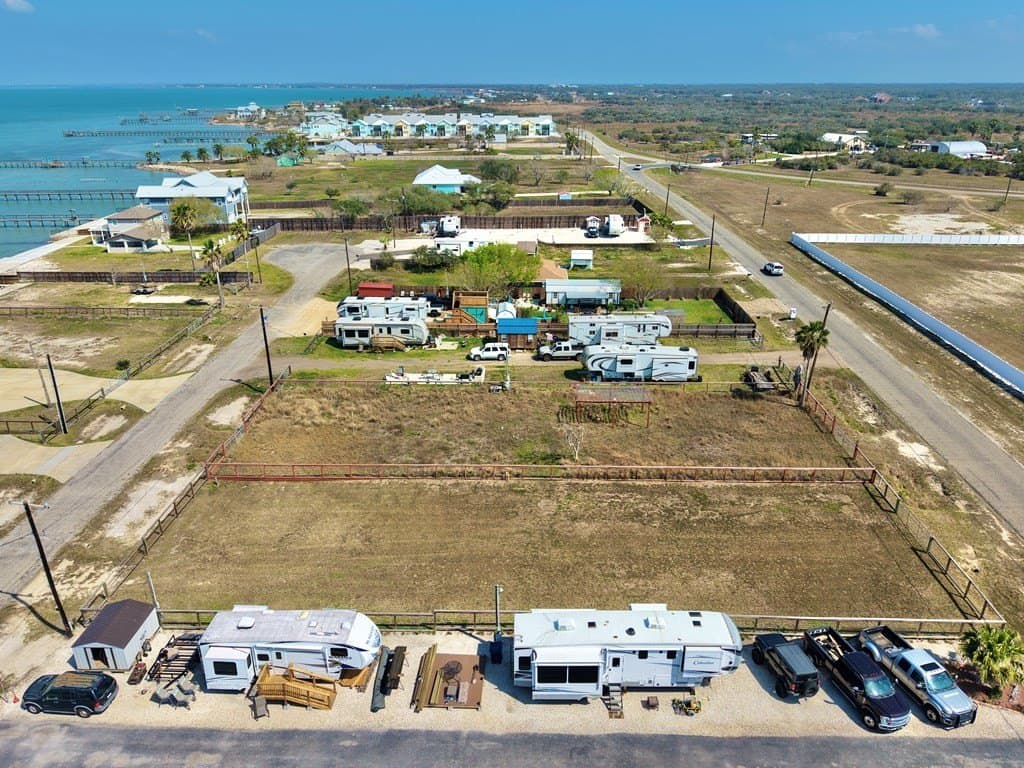0.25 acres in Texas County gallery image 3