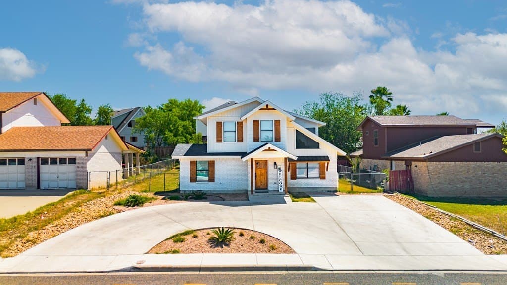 7,800 acres in Maverick County gallery image 2