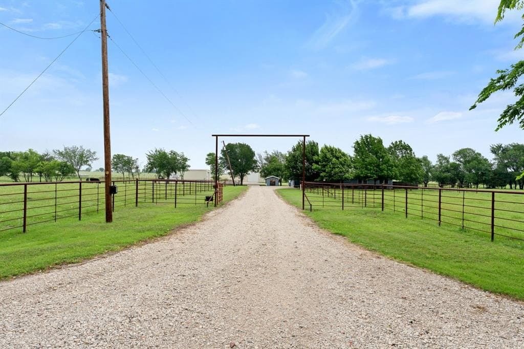 43.2 acres in Ellis County gallery image 3