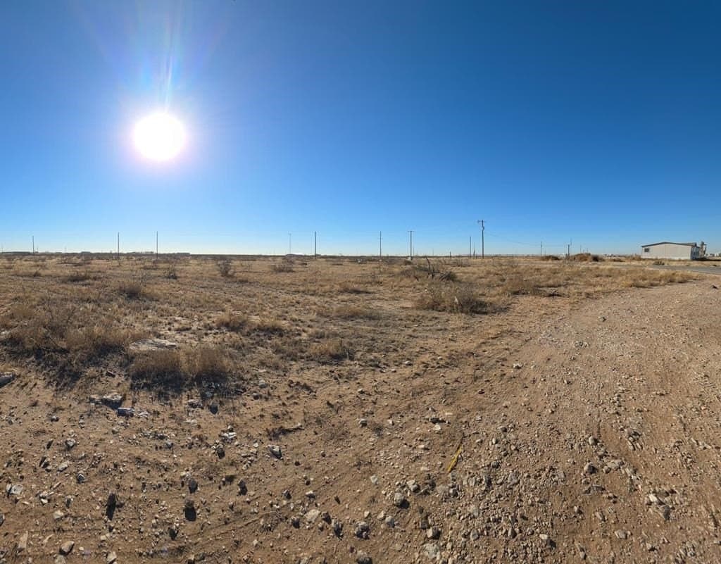 2.11 acres in Martin County gallery image 2