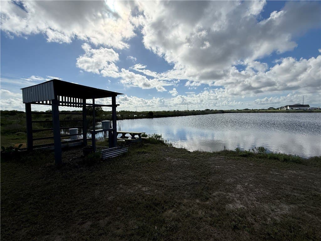3.21 acres in Aransas County featured view