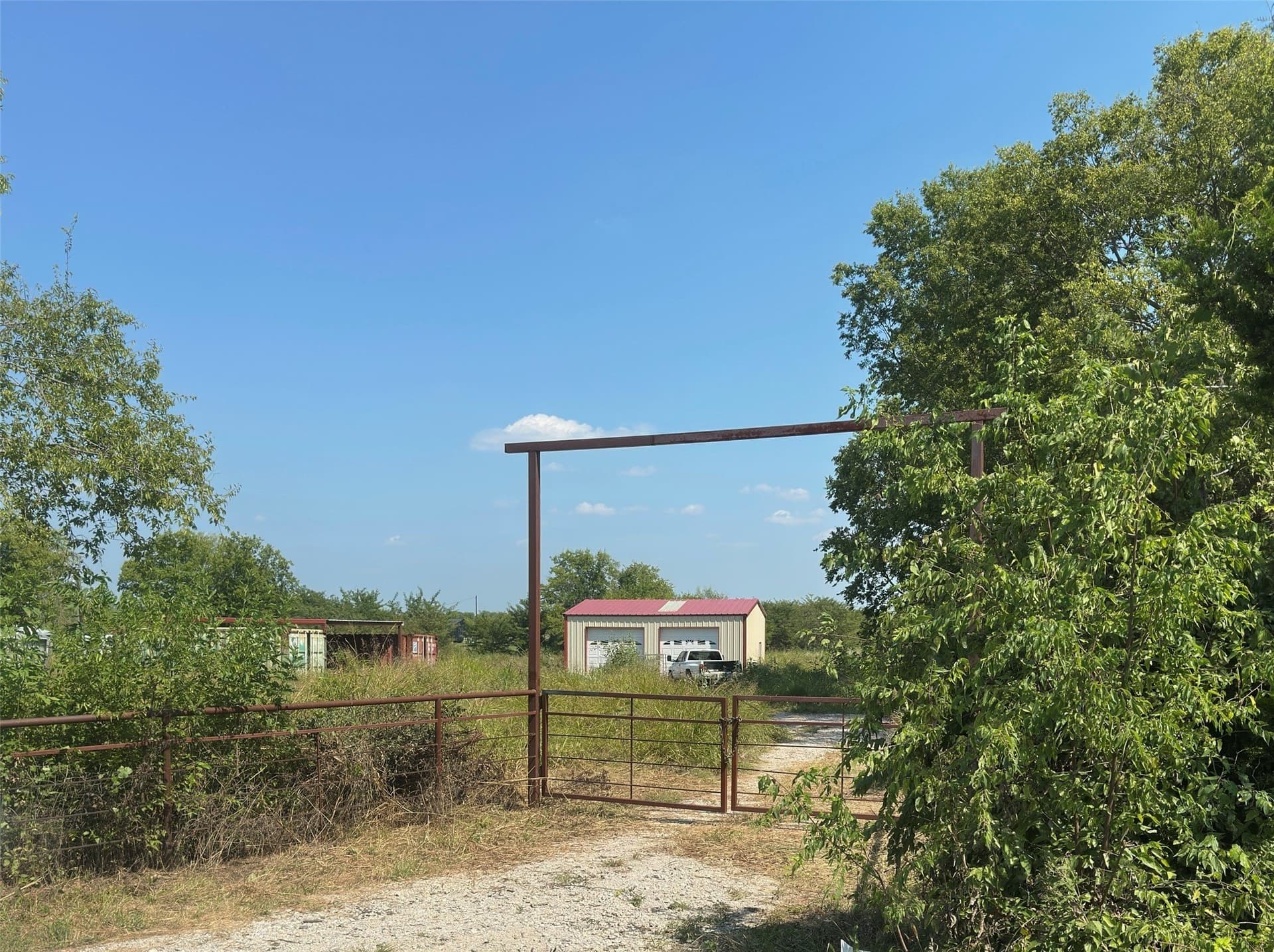 5 acres in Kaufman County gallery image 3